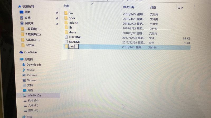 那么，如何选择合适的保洁服务方式呢？以下是一些建议：
